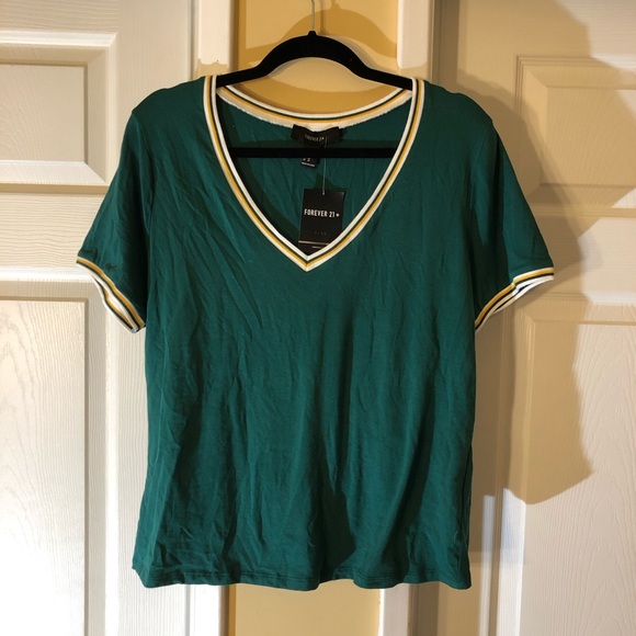 Forever 21 Tops - NWT plus size T-shirt